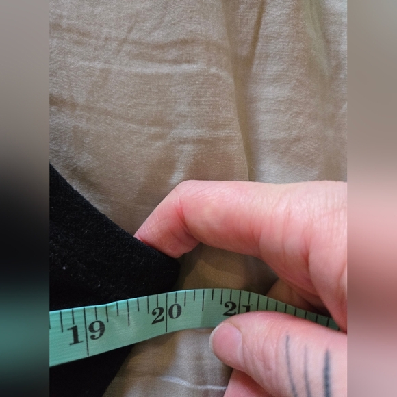 Ibex | High Quality Merino Wool Black Sleeveless Vest, Size XS - Picture 9 of 9